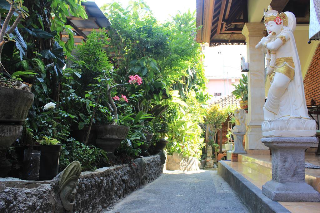 Narda House Ubud Quarto foto